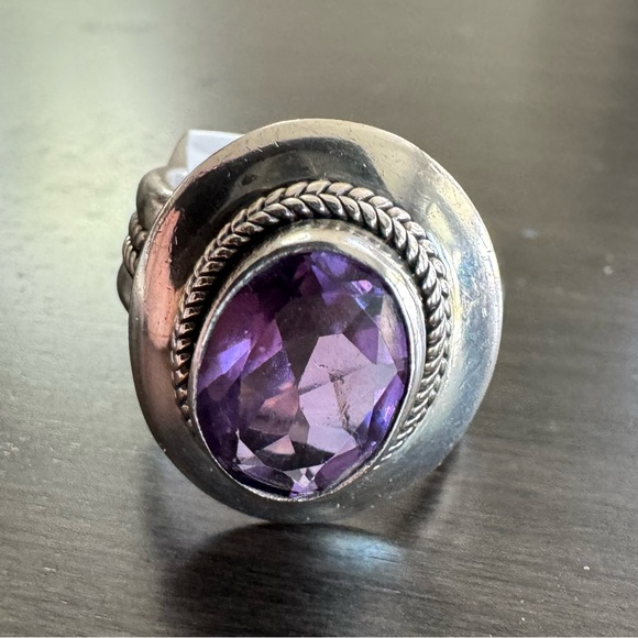 ☮️ Amethyst Ring - Picture 3 of 9